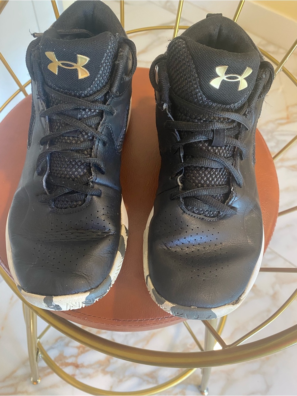 Under Armour boy Black Sneakers with Gold Logo